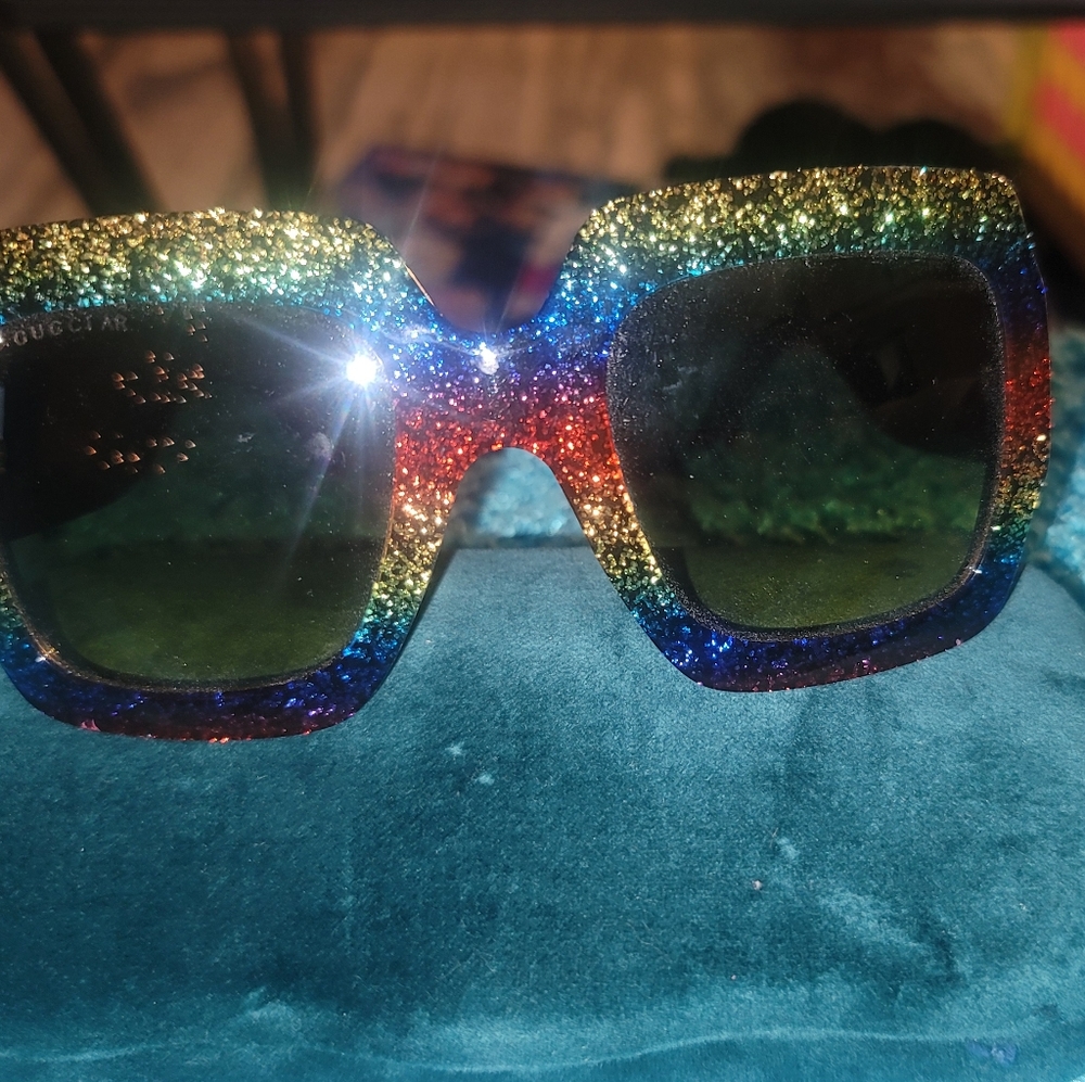 Gucci sunglasses